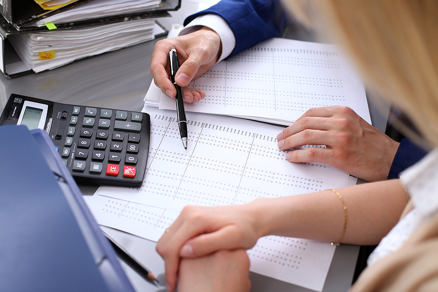 How Bookkeeping Services Improve Financial Accuracy