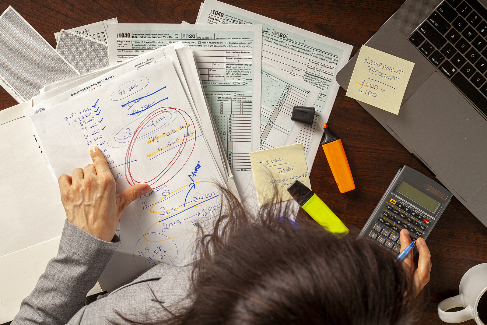 How Business Tax Preparation Services Reduce IRS Errors